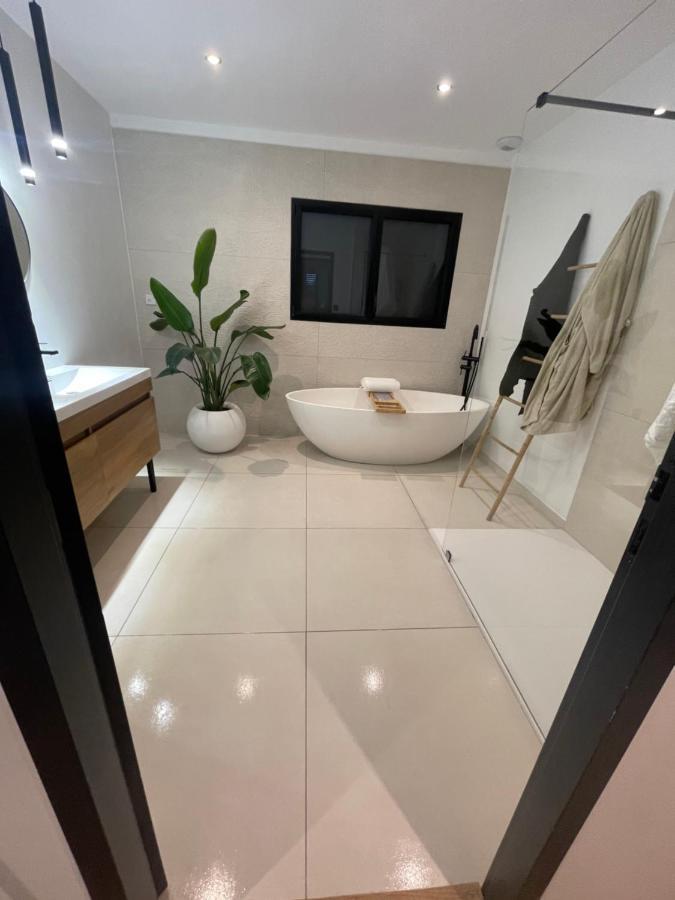 Magnifique villa avec jaccuzi Wimille Extérieur photo